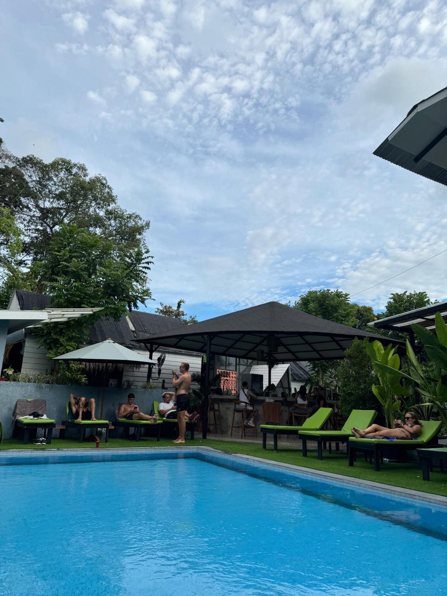 The Jungle Hostel Canggu المظهر الخارجي الصورة